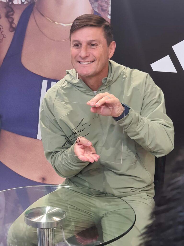 b41dc4ab 1ed6 4293 88c3 1de0121bcaeb