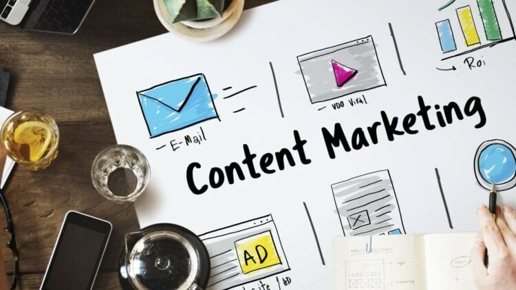 iconos marketing medios estrategia linea scaled 1