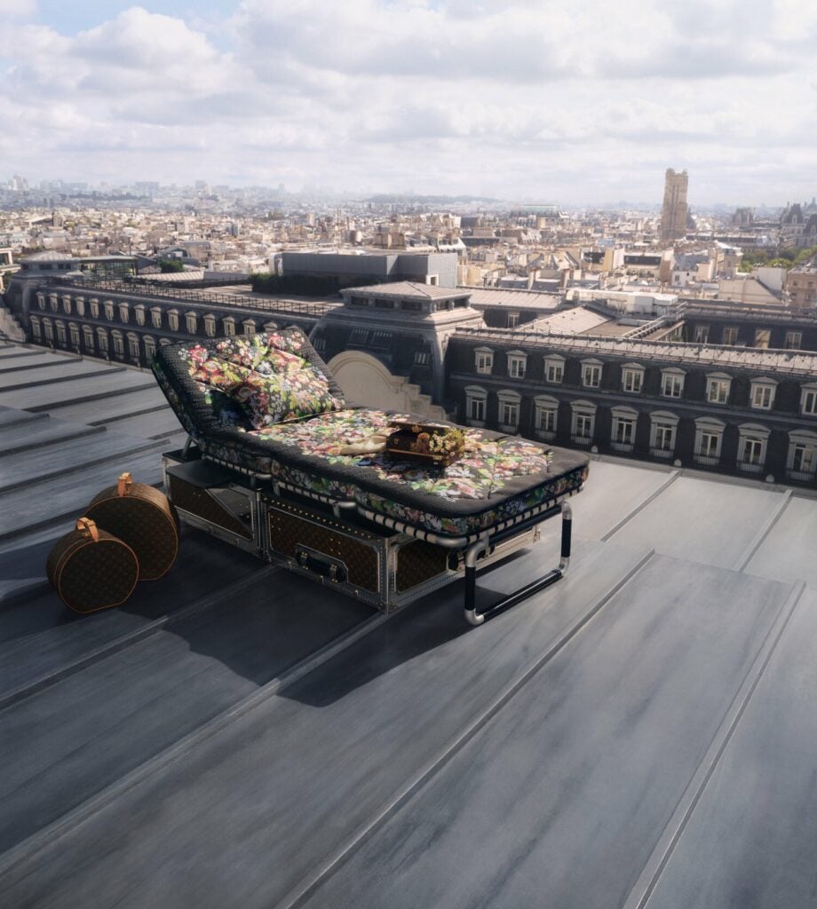 Louis Vuitton presenta una nueva versión de su icónico Baúl Cama 2 GX7FlrAW4AA IIT