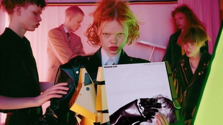 Namae Koi, la primera artista generada por IA, lanza su primer single: "Echoes in Steel" 1 KI Kuenstlerin Namae Koi veroeffentlicht ihre erste Single3 gross