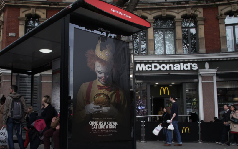 #ScaryClownNight: la vez que Burger King regaló una whopper a quienes acudieran a comer disfrazados de payasos 2 GRAFICA 18 1