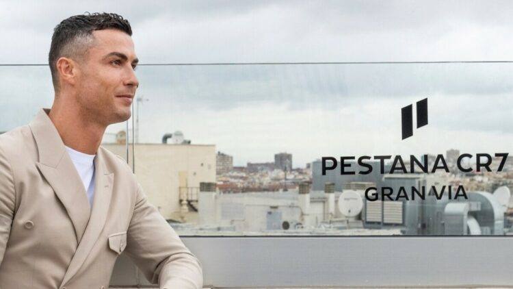 Cristiano Ronaldo busca empleados para su hotel: ofrece hasta 30 mil euros al año y 50 días de vacaciones 1 descarga 1