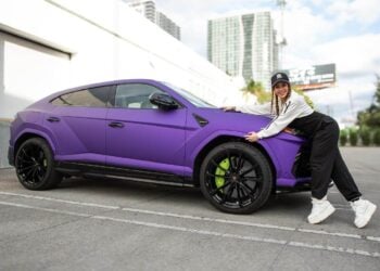Shakira regalará Lamborghini