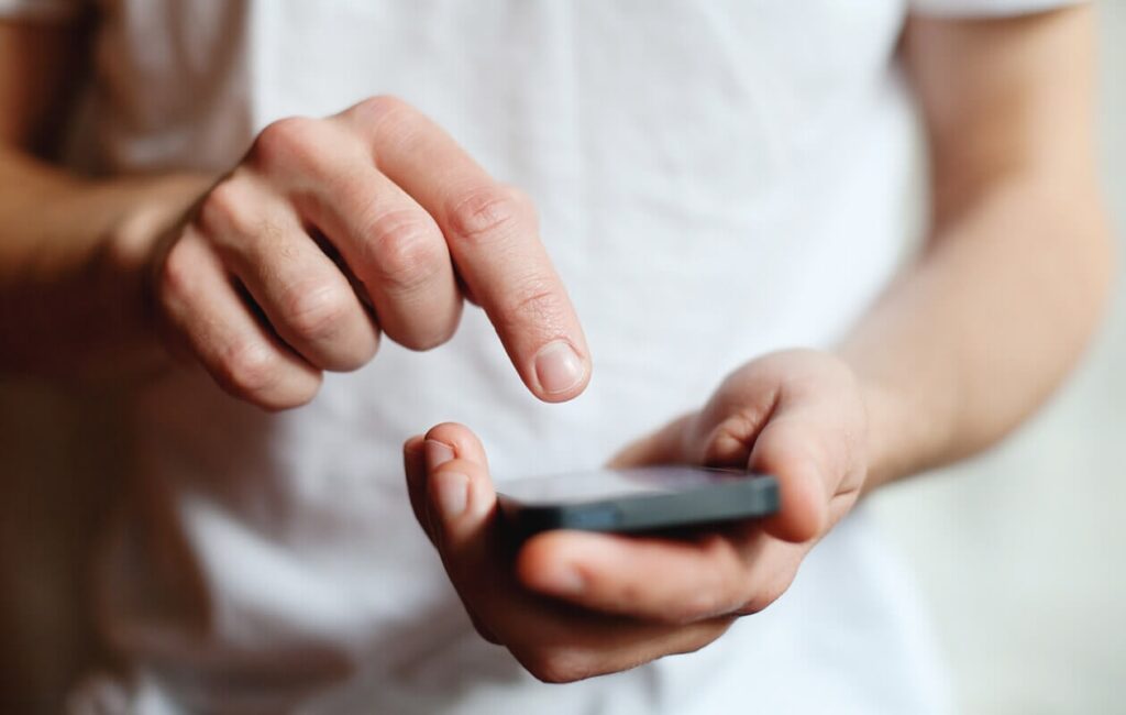 ¿Por qué los especialistas de marketing proyectan invertir más en embajadores de marca en 2025? 2 embajadores de marca 2025