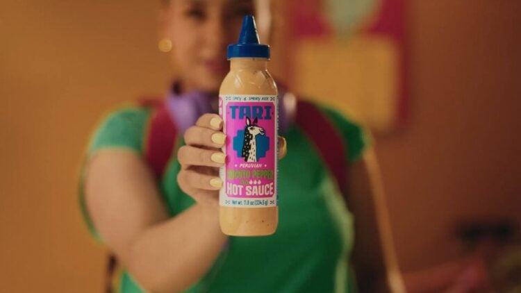 Salsa Tari llega a EE.UU. para conquistar a la generación Z 1 tari hairdo still 2