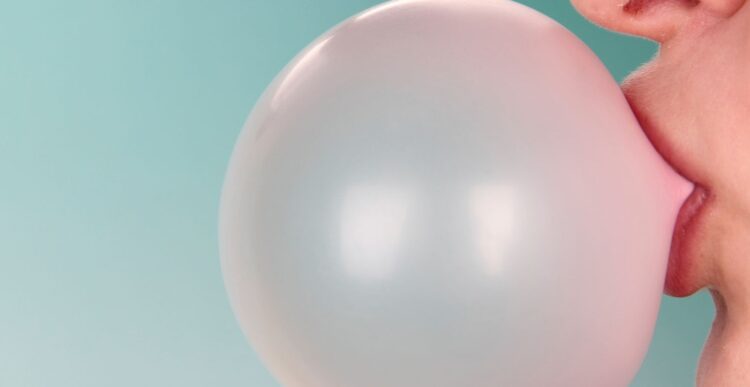 El mercado del chicle mueve un total de 483.3 millones de soles en Perú 1 Chicle