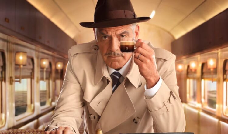 George Clooney se convierte en detective en el nuevo anuncio de Nespresso 1 WhatsApp Image 2025 01 15 at 11.28.38
