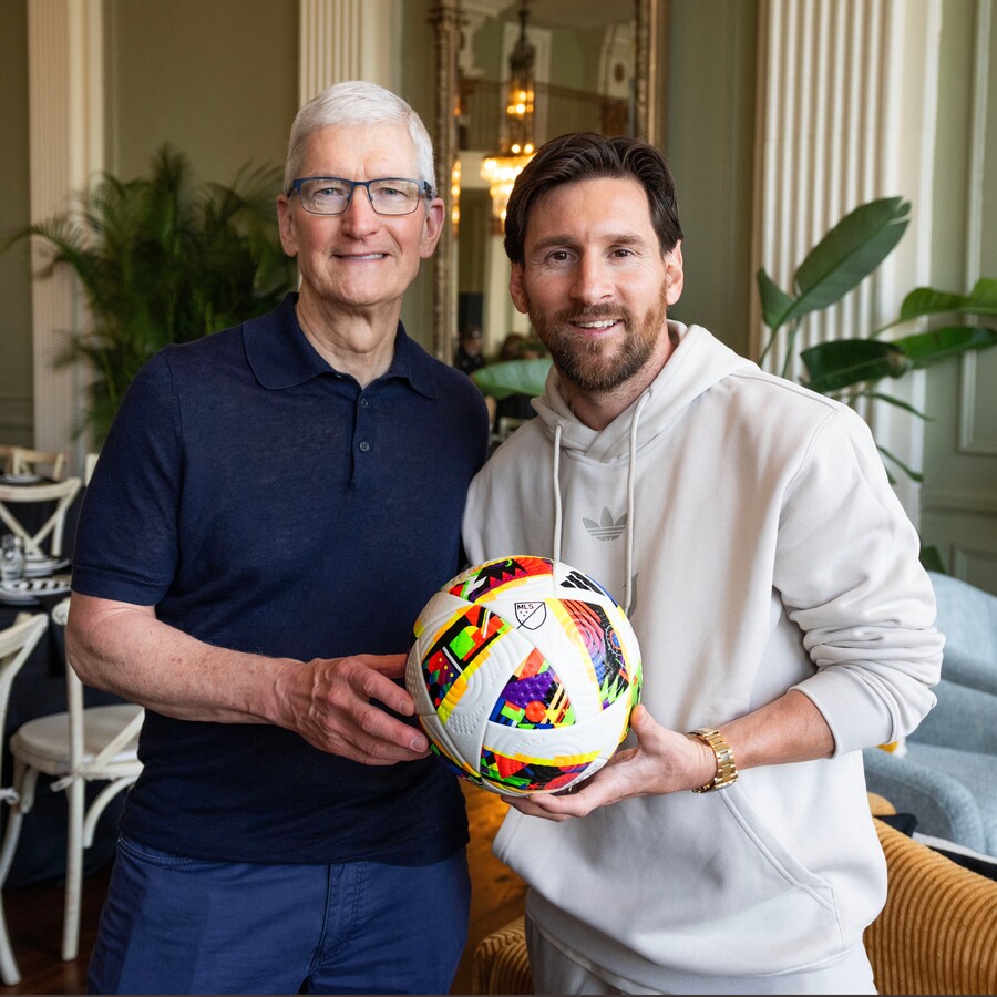 "Cuando acaba el 'football', empieza el fútbol": Messi y Apple anuncian el regreso de la MLS con este spot 2