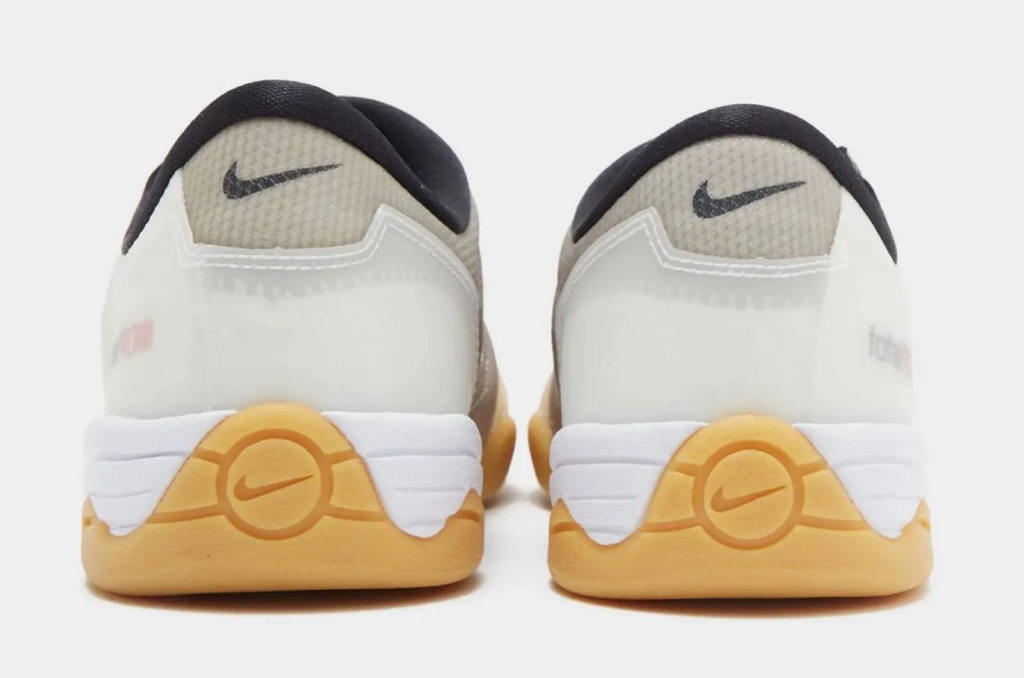 Nike Total 90 III SP Sail par vista trasera 1 1