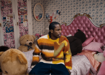 Axe opta por el humor absurdo para promocionar su nueva fragancia 8 axe 1