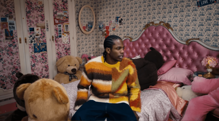 Axe opta por el humor absurdo para promocionar su nueva fragancia 1 axe 1