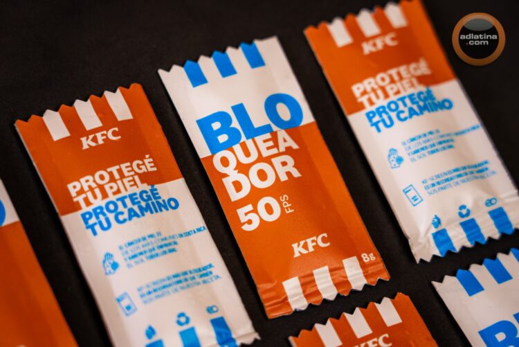 KFC convierte sus sobres de cremas en empaques de protector solar 1 DSC03610 adlatinadownloadimg
