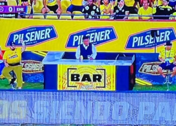 El clásico de Ecuador tuvo el “BAR” al ras de cancha 8 PORTAL 2 13