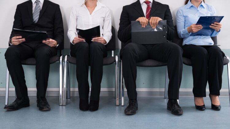 Mercado laboral peruano: Adecco revela los salarios y perfiles más demandados en este 2025 1 shutterstock 328335176
