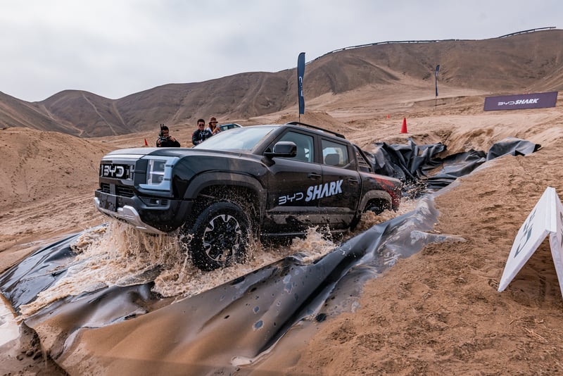 BYD Shark llega a Perú: la primera pick-up 4x4 híbrida enchufable del mercado 2 BYD Shark Peru2025 0529 130309 3849 SMH