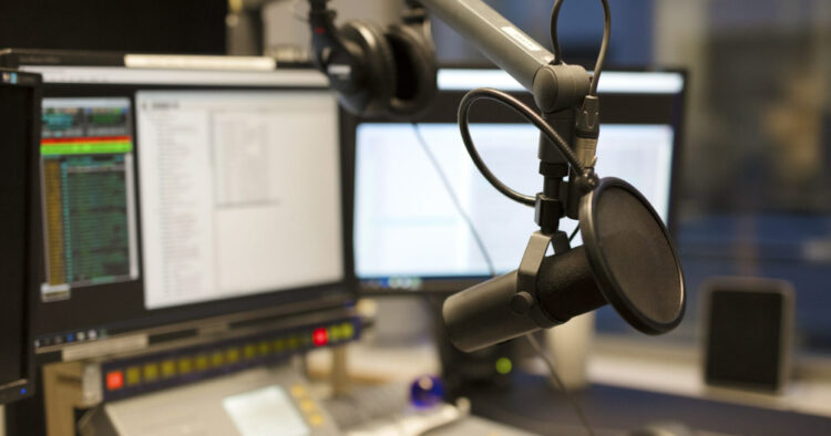 La radio cumple 100 años en el Perú: ¿cuál ha sido la ruta del medio hacia lo digital? 1 PORTAL 23 4