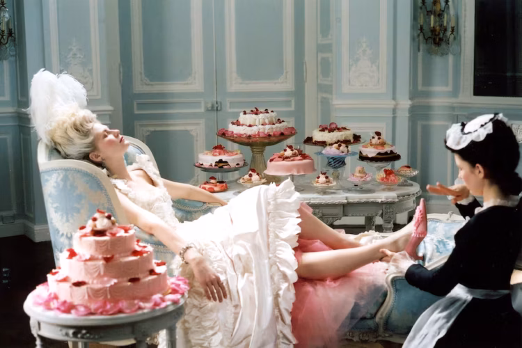 Manolo Blahnik refuerza su marca con colección inspirada en María Antonieta 1 27HWZ7YRRJD5TDRY2VEORLIBRE