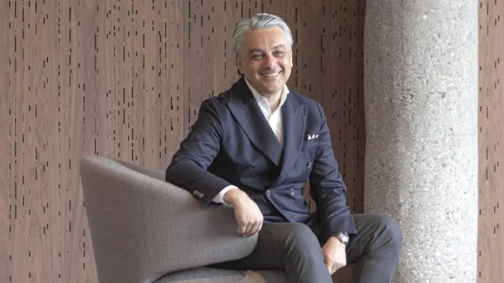 42140c4a 5aec 46fb b5ac 96079aea7f61 16 9 discover aspect ratio default 0