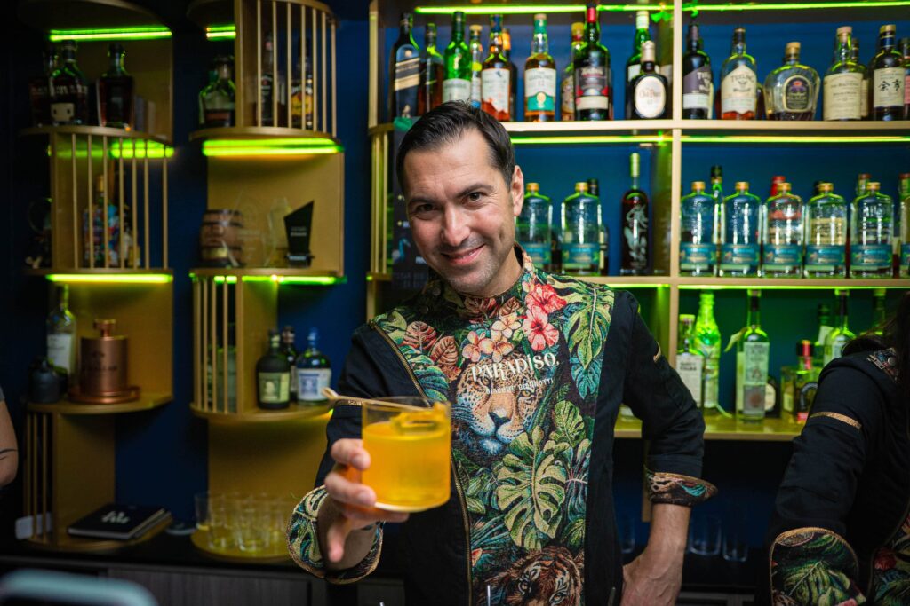 Copia de CLASE MAESTRA FOTOS Gin MG 9 min 1