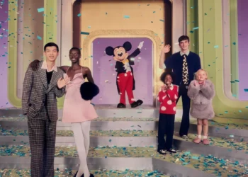 Harry Lambert fro Zara x Disney 006