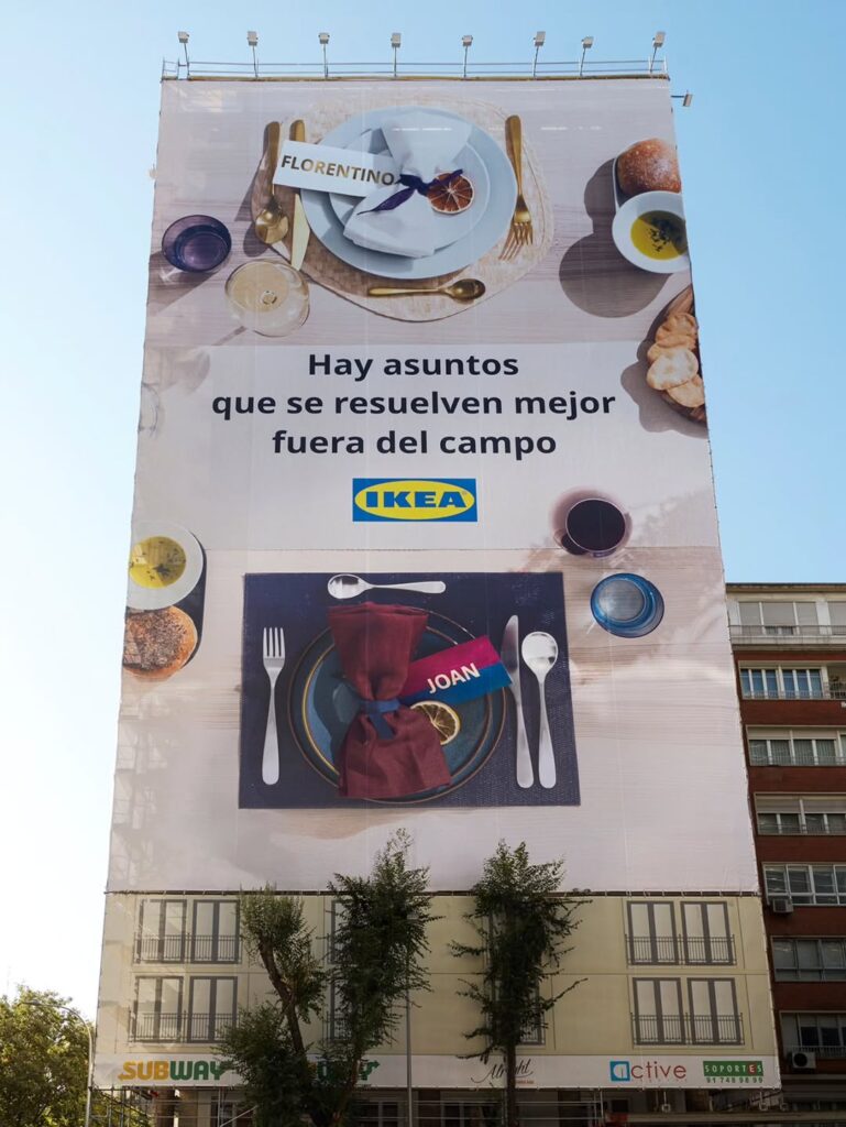 IKEA invita al Real Madrid y al Barça a resolver sus diferencias "fuera del campo" 2 ⚽ Es tradicion que antes de verse las caras sobre el cesped las directivas del Real Madrid y