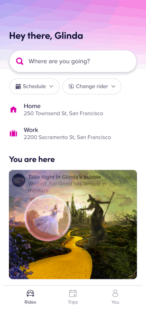 Fans de Wicked podrán ir al cine con estilo gracias al aplicativo de taxis Lyft 2 GLINDA