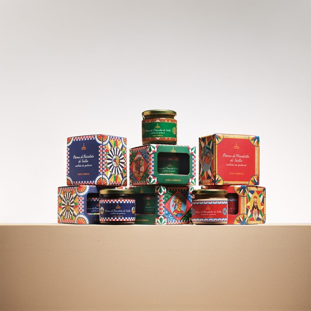 dolce and gabbana fiasconaro panettoni 2024 creme 01