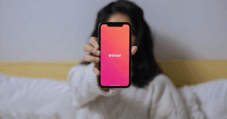 Tinder implementa IA en su plataforma para ayudar a las personas a encontrar un mejor match 1 imagen destacada WP 81