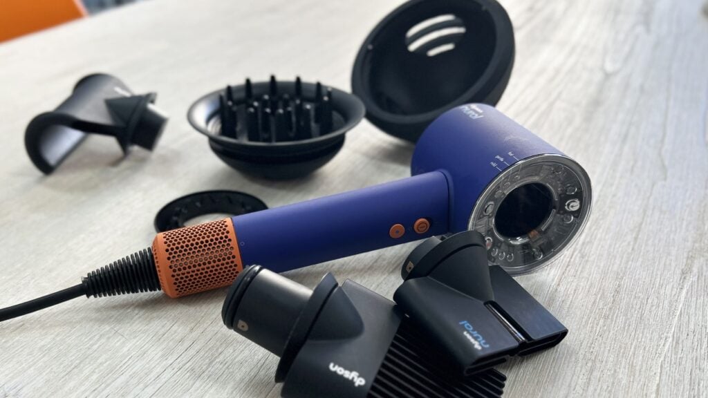 5SCzBLgrzmLLwvuTXc9YM8 2