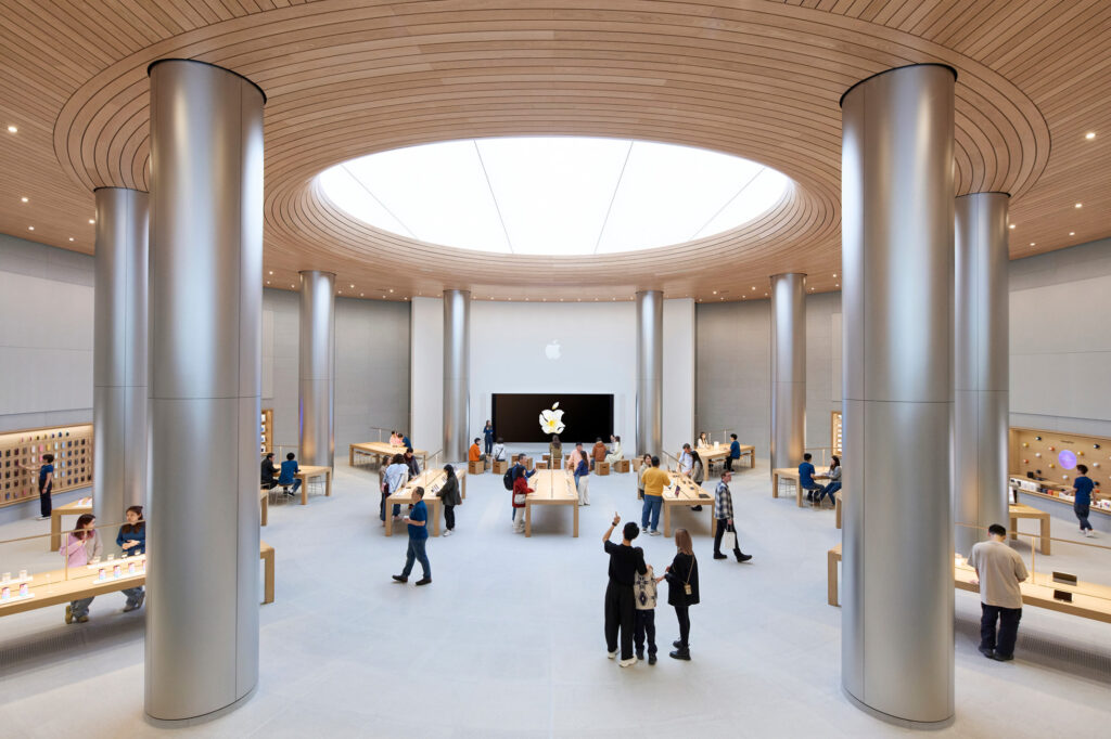 Apple Jingan China media preview Forum big.jpg.slideshow xlarge