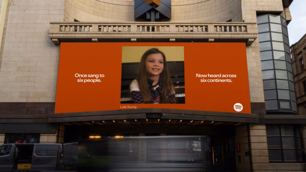 ooh pr uk lolayoung 1