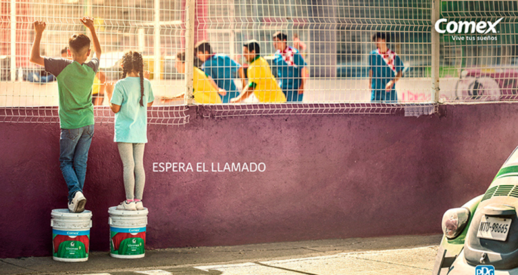 Comex convierte sus cubetas en protagonistas de su campaña mundialista 1 Diseno 2026 02 23T165324.617