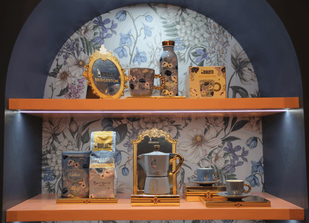 Bridgerton se convierte en una experiencia inmersiva en el nuevo pop-up de El Corte Inglés 3 IMG 9541 1536x1109 2 1