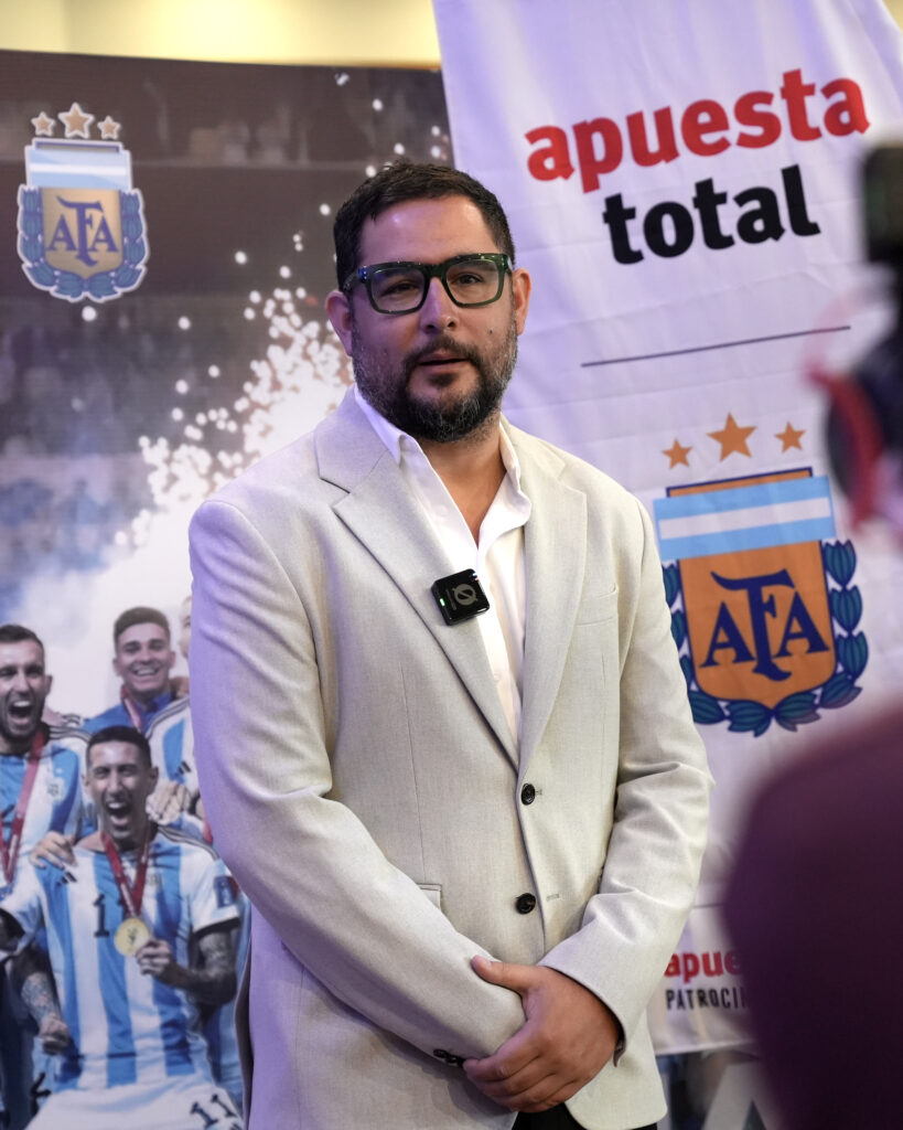 Apuesta Total se convierte en patrocinador regional de la selección argentina, vigentes campeones del mundo 3 redes sociales3.JPG