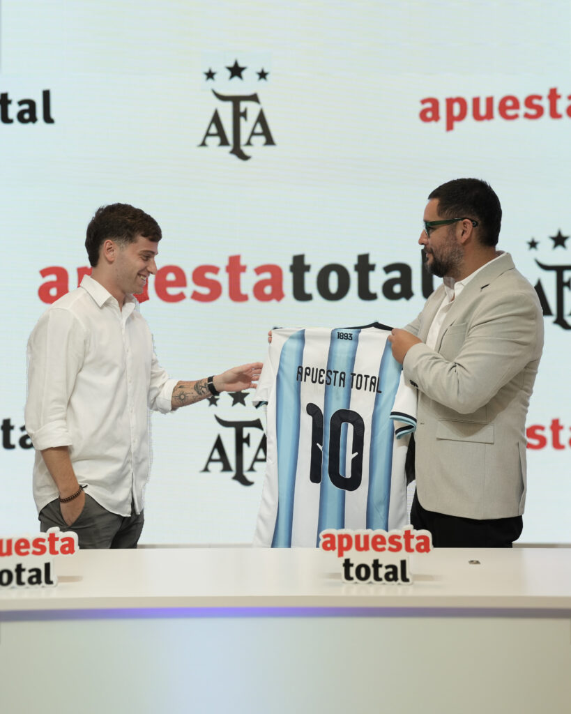 Apuesta Total se convierte en patrocinador regional de la selección argentina, vigentes campeones del mundo 2 redes sociales6.JPG