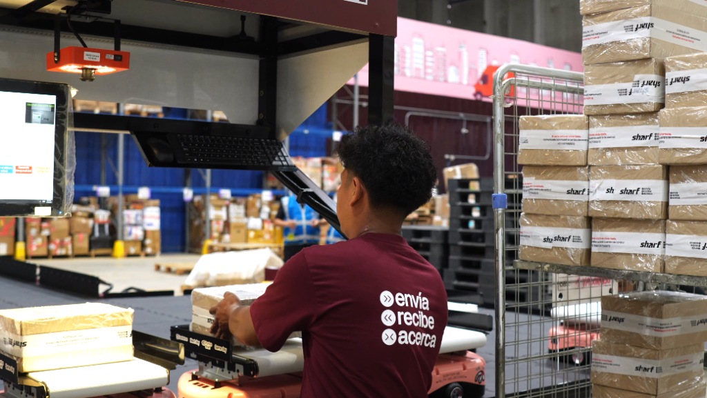 La automatización entra a la última milla: Sharf implementa tecnología robotizada por primera vez en el Perú 6 Captura de pantalla 2026 03 25 155320