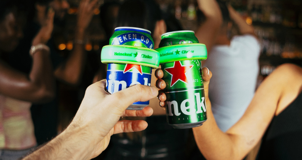 Heineken lanza “The Clinker”, un dispositivo que conecta a fans cuando brindan en Coachella