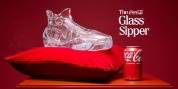 Coca-Cola crea un inusual trofeo para el equipo que supere expectativas en el March Madness 2 HERO WithCan
