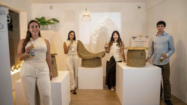 Backus y Corona impulsan el legado de Huanchaco con una exhibición que conecta tradición con oportunidades reales 1 PORTADA CORONA BACKUS 100 ANOS