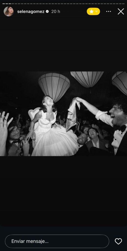 Selena Gómez añade a sus seguidores a "Secret Friends" para promocionar el podcast de Benny Blanco 4 WhatsApp Image 2026 03 04 at 4.42.55 PM 1