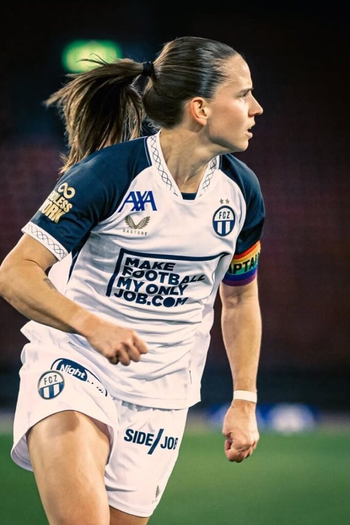FC Zürich reemplaza patrocinadores por "trabajos secundarios" para exigir mayor reconocimiento al fútbol femenino 4 fc zurich camisetas trabajo 4