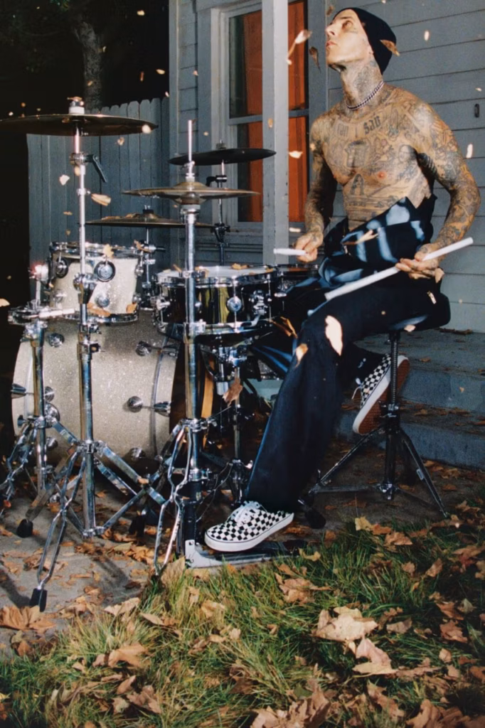 Vans celebra los 60 años de las Authentic con SZA, Hayley Williams y Travis Barker 4 https bae.hypebeast.com files 2026 03 09 vans off the wall authentic sneakers spring campaign sza hayley williams travis barker info where to buy 8