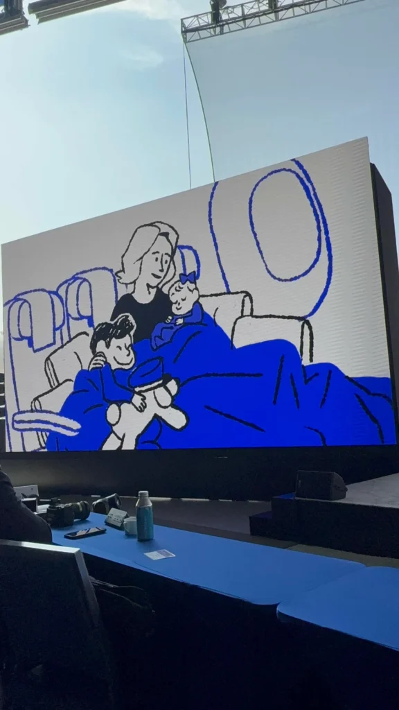 united announces relaxed row sky couch product for economy v0 cd1munll91rg1