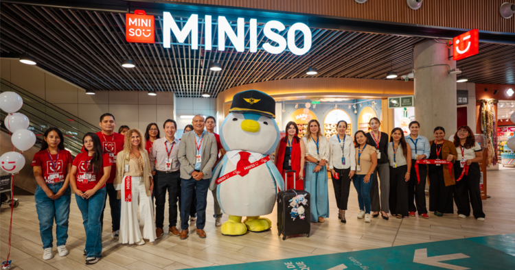 MINISO alcanza un nuevo hito en Perú con su llegada al aeropuerto y el debut de su formato MINISO FRIENDS en la región 1 1000x525px
