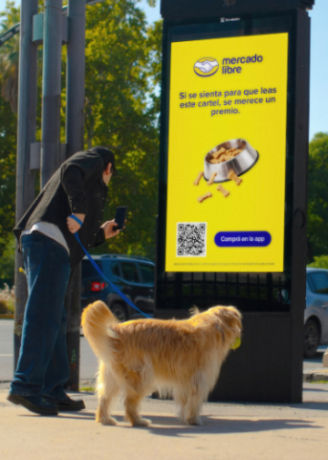 Mercado Libre lanza campaña de carteles personalizados en tiempo real