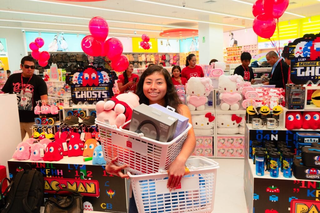 MINISO alcanza un nuevo hito en Perú con su llegada al aeropuerto y el debut de su formato MINISO FRIENDS en la región 15 DSC02352 1