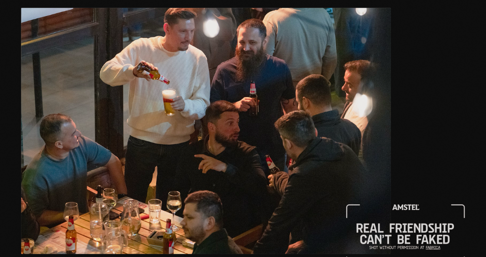 Amstel captura momentos reales de amistad con fotos tomadas sin permiso 3 Diseno 12