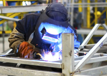 Tercerización laboral en Perú: qué deben revisar las empresas tras el fallo de la Corte Suprema