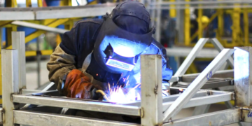 Tercerización laboral en Perú: qué deben revisar las empresas tras el fallo de la Corte Suprema