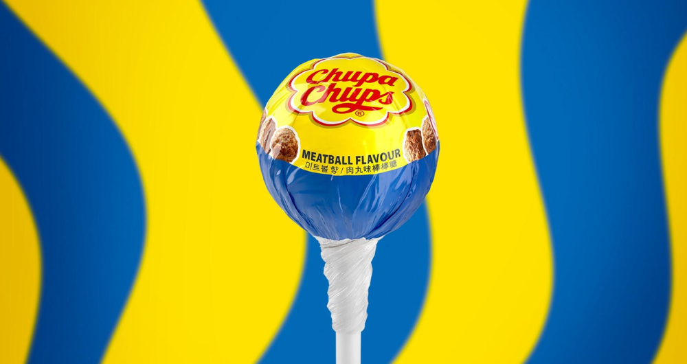 IKEA y Chupa Chups lanzan paleta sabor albóndiga sueca tras una broma del April Fools'